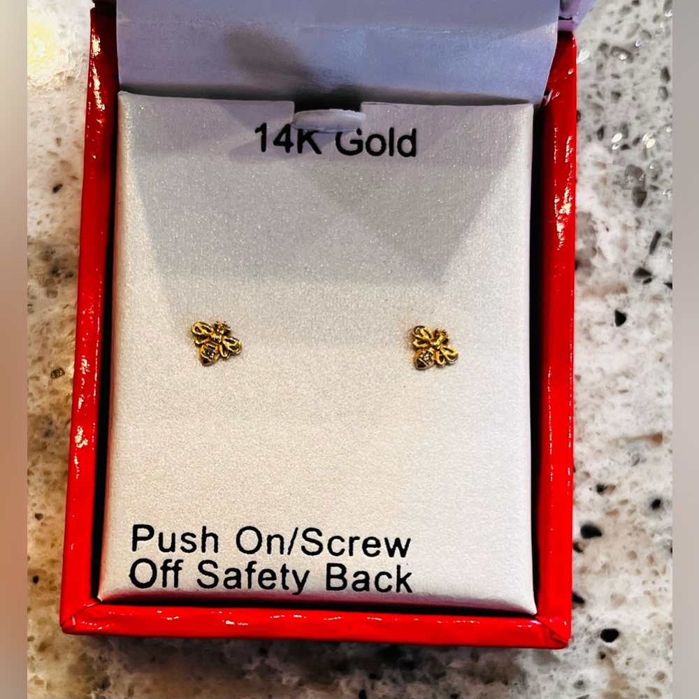 Charming Girl 14k Gold Bee Stud Earrings